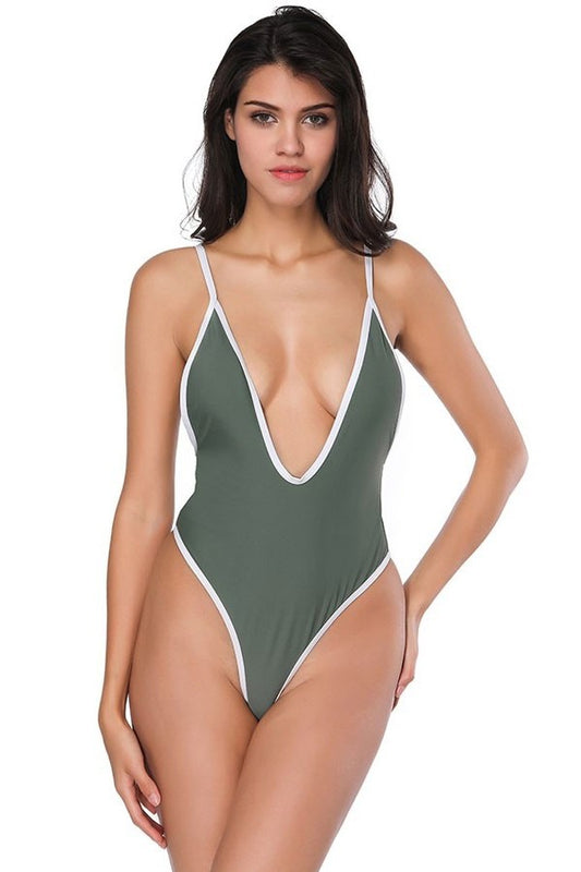 Costume intero con coppe imbottite