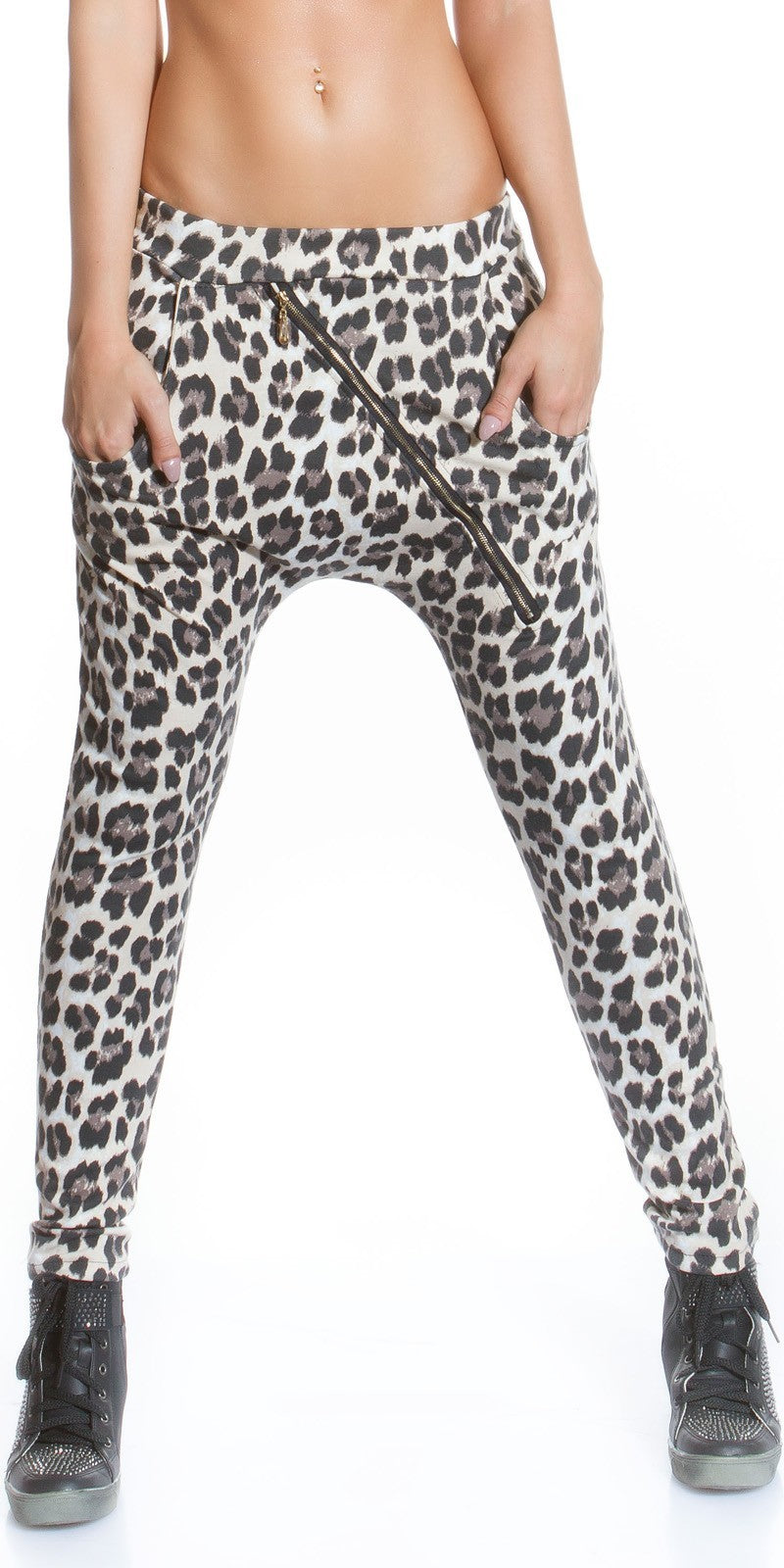 Pantaloni in fantasia maculata con cavallo basso e zip